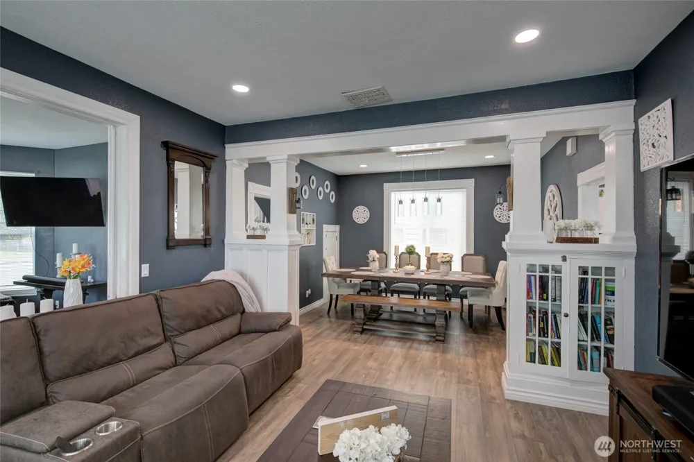 802 Eklund Avenue Hoquiam, WA 98550