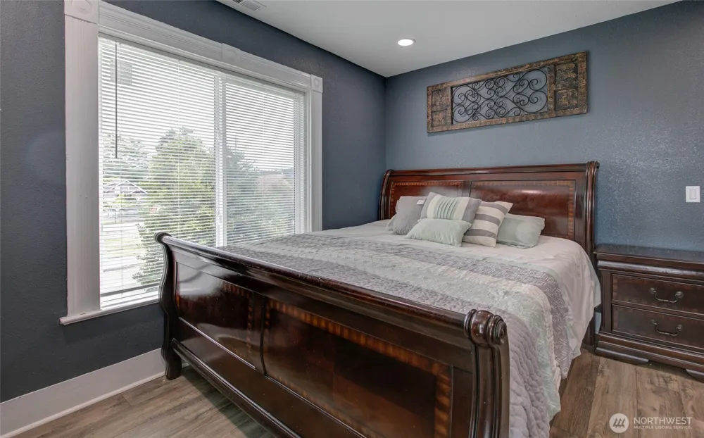 802 Eklund Avenue Hoquiam, WA 98550