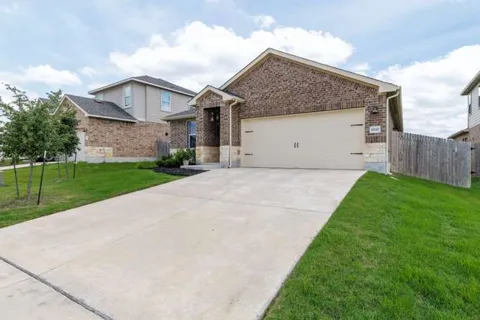 17621 Fairbridge Lane