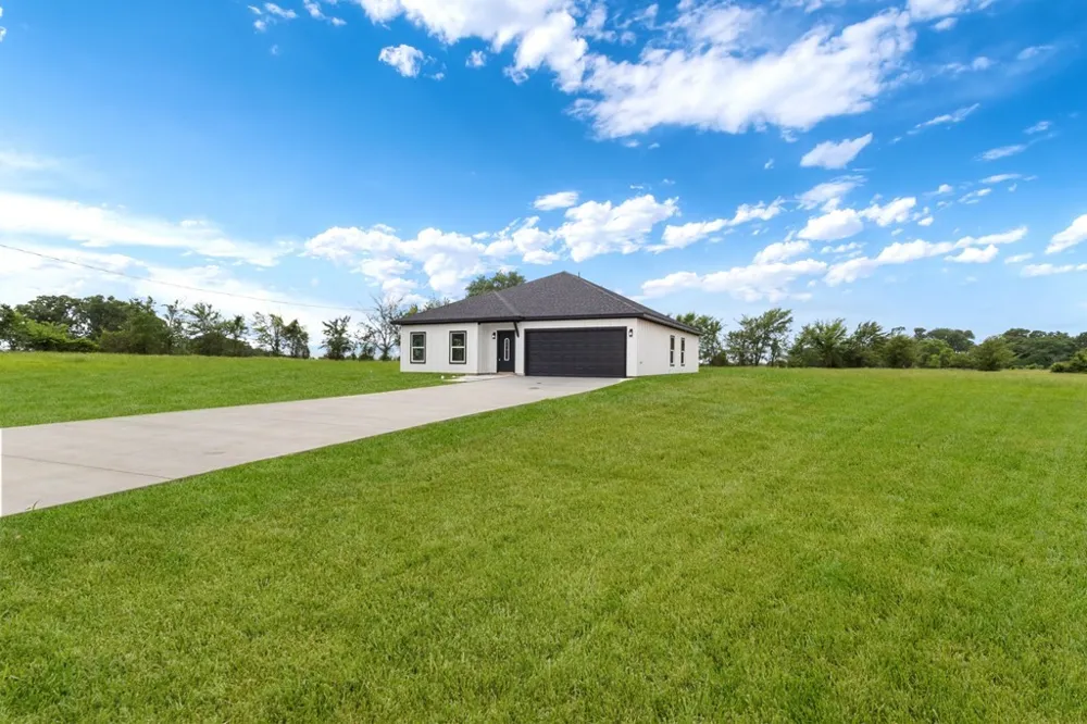 1705 South Tool Drive Tool, TX 75143