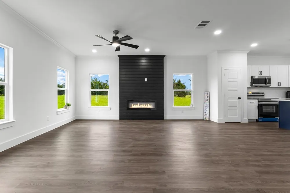 1705 South Tool Drive Tool, TX 75143