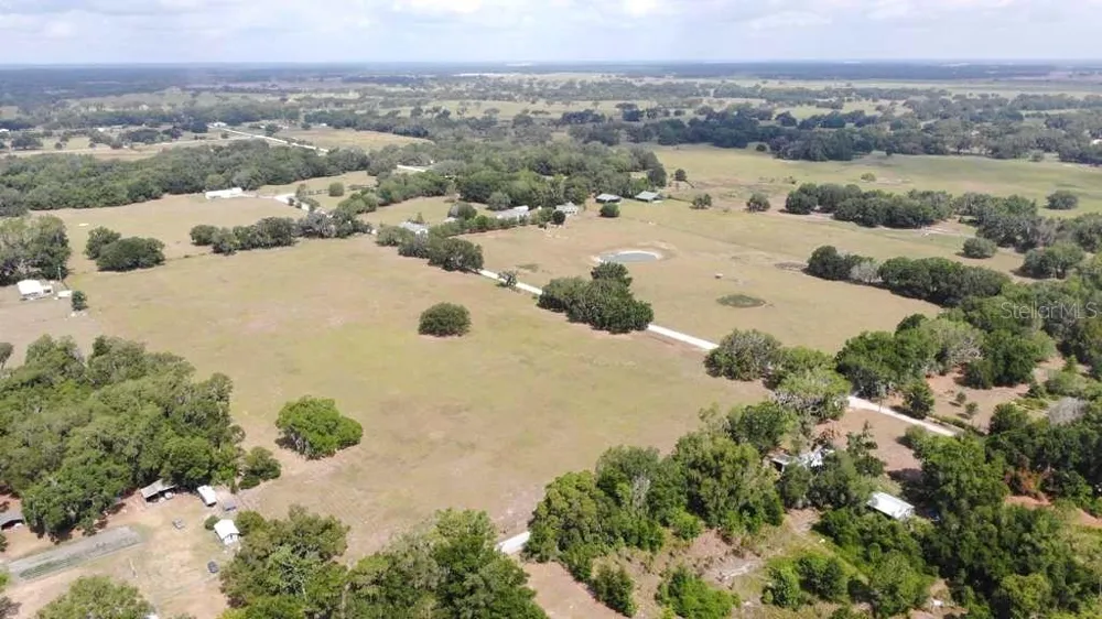 5780 CR 569 Center Hill, FL 33514