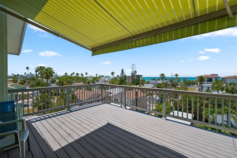1304 PASS A GRILLE WAY St Pete Beach, FL 33706