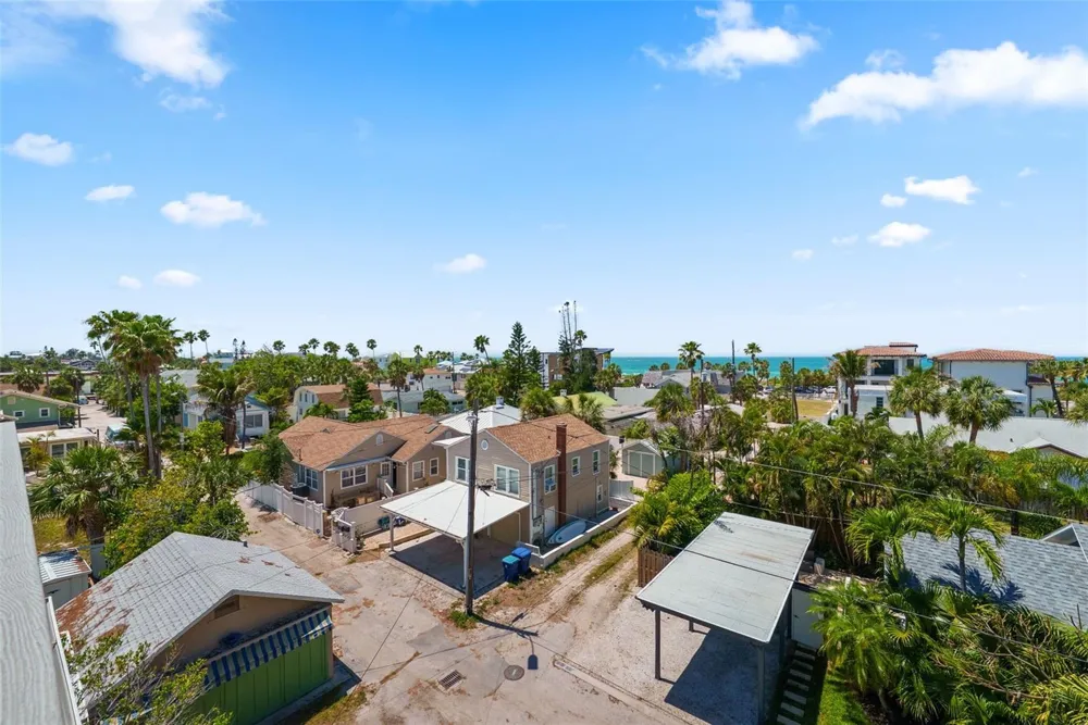 1304 PASS A GRILLE WAY St Pete Beach, FL 33706