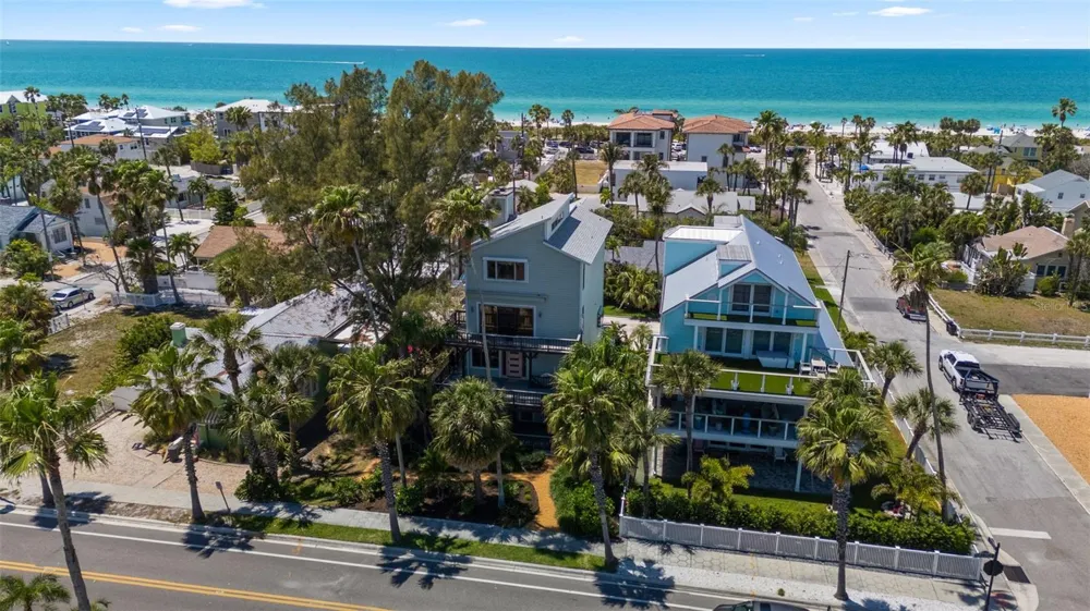 1304 PASS A GRILLE WAY St Pete Beach, FL 33706