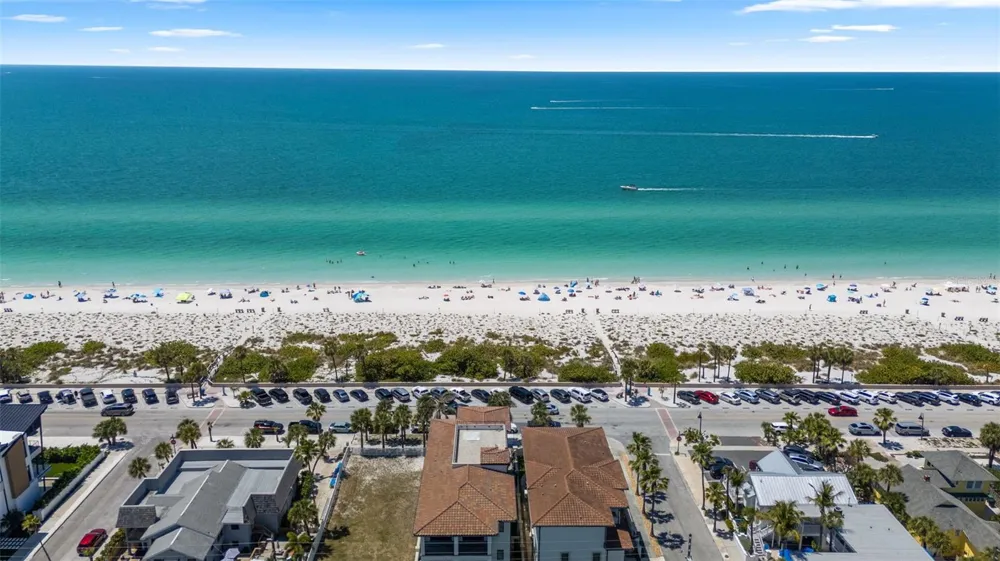 1304 PASS A GRILLE WAY St Pete Beach, FL 33706