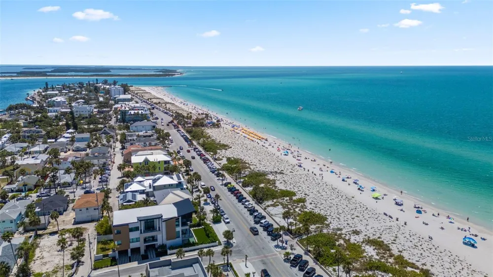 1304 PASS A GRILLE WAY St Pete Beach, FL 33706
