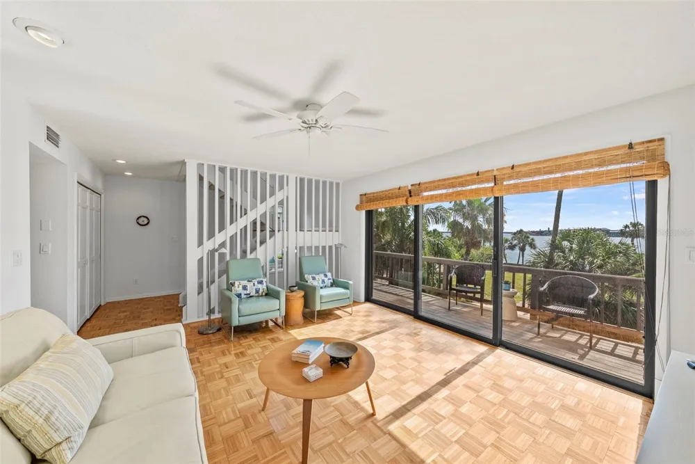 1304 PASS A GRILLE WAY St Pete Beach, FL 33706