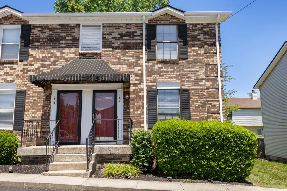 205 Edgewood Dr Hendersonville, TN 37075