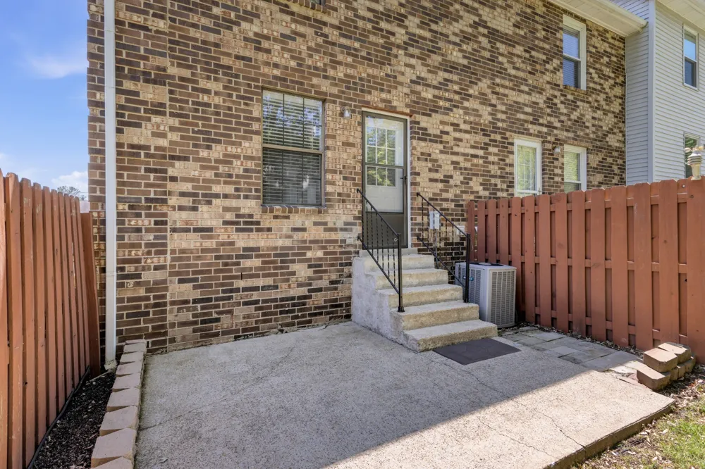 205 Edgewood Dr Hendersonville, TN 37075