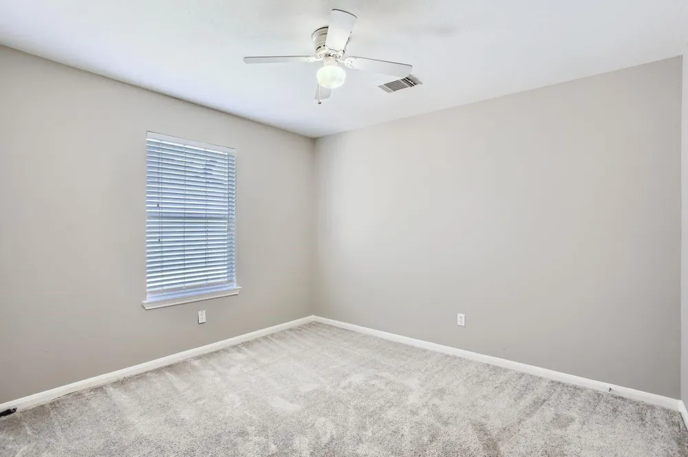11746 Elizabeth Court Pinehurst, TX 77362