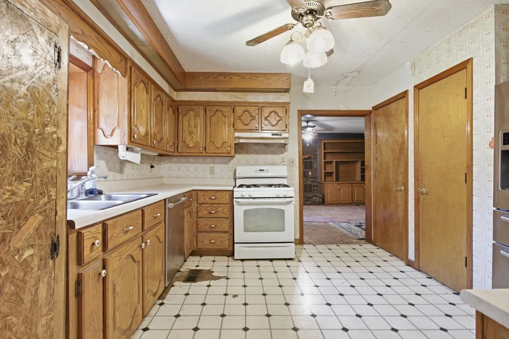 2127 Highway 166 Mount Pleasant, TN 38474