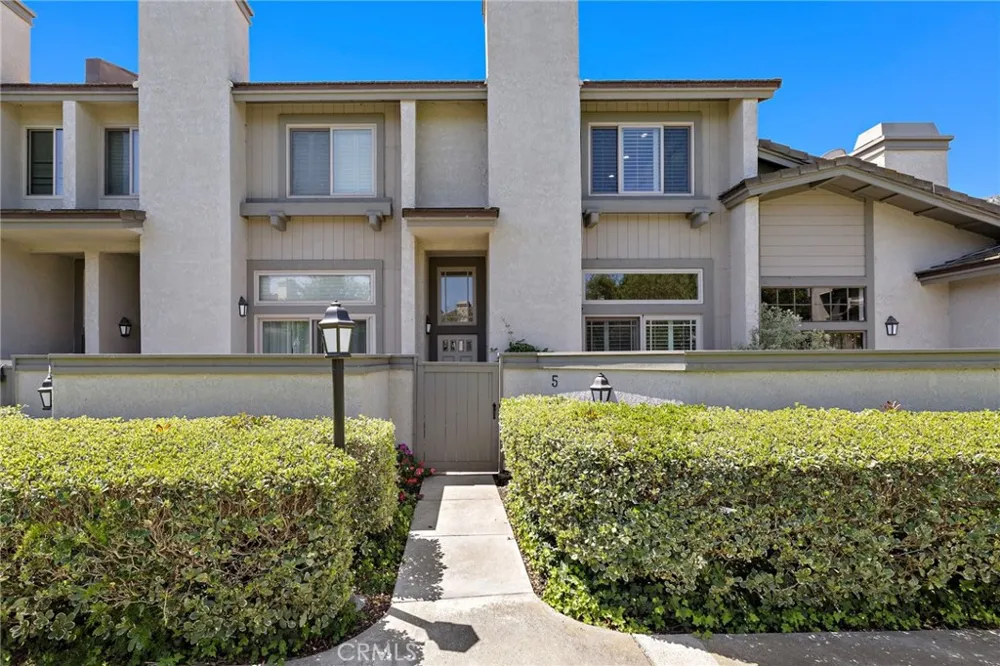 5 Morningside Irvine, CA 92603