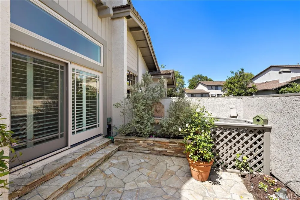 5 Morningside Irvine, CA 92603
