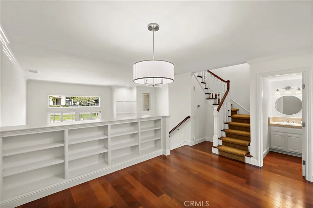 5 Morningside Irvine, CA 92603