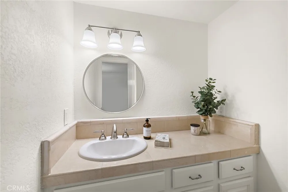 5 Morningside Irvine, CA 92603
