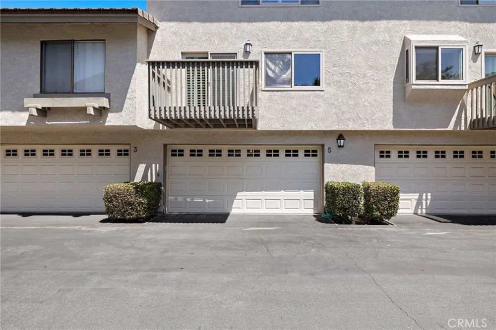 5 Morningside Irvine, CA 92603