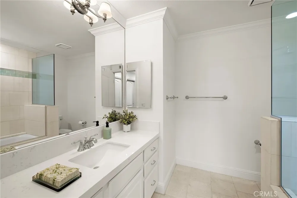 5 Morningside Irvine, CA 92603