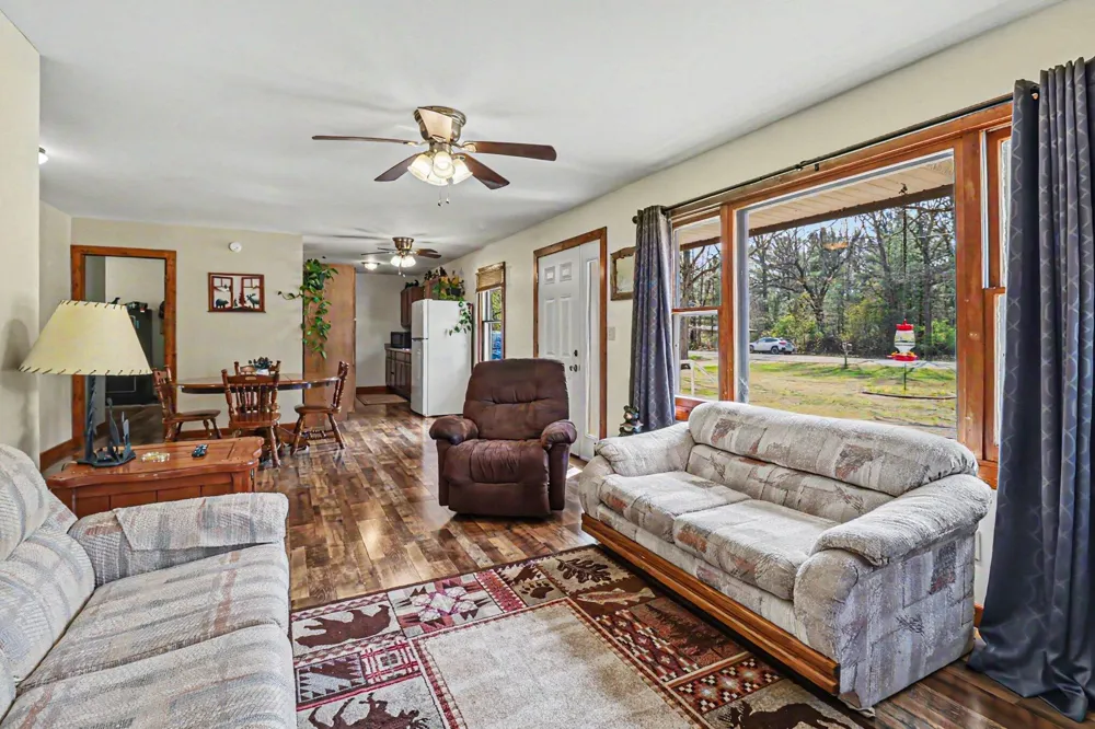 1430 S Walhalla Road Branch, MI 49402