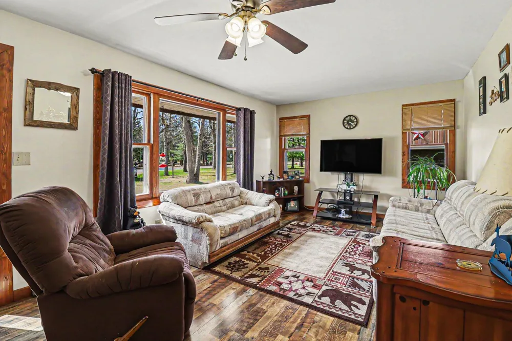 1430 S Walhalla Road Branch, MI 49402