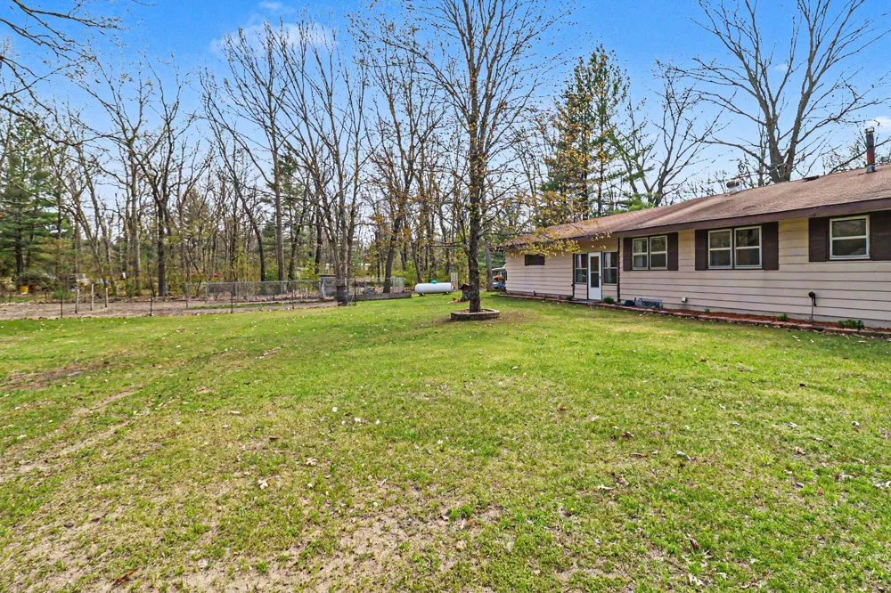 1430 S Walhalla Road Branch, MI 49402