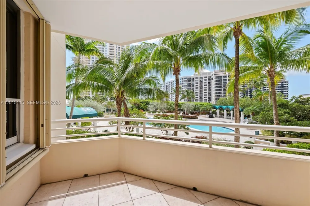 888 Brickell Key Dr #609 Miami, FL 33131