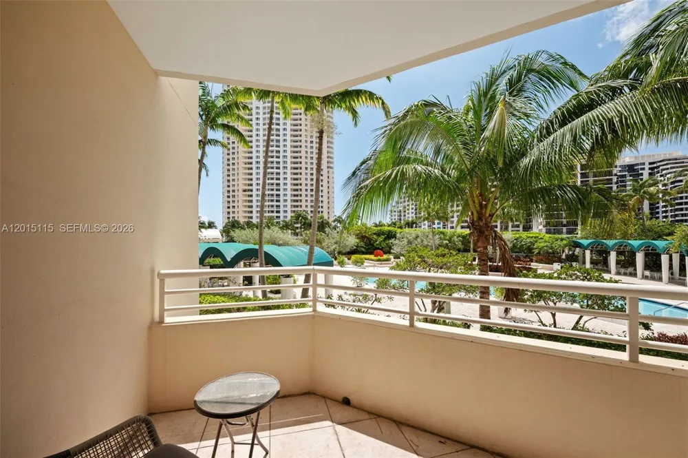 888 Brickell Key Dr #609 Miami, FL 33131