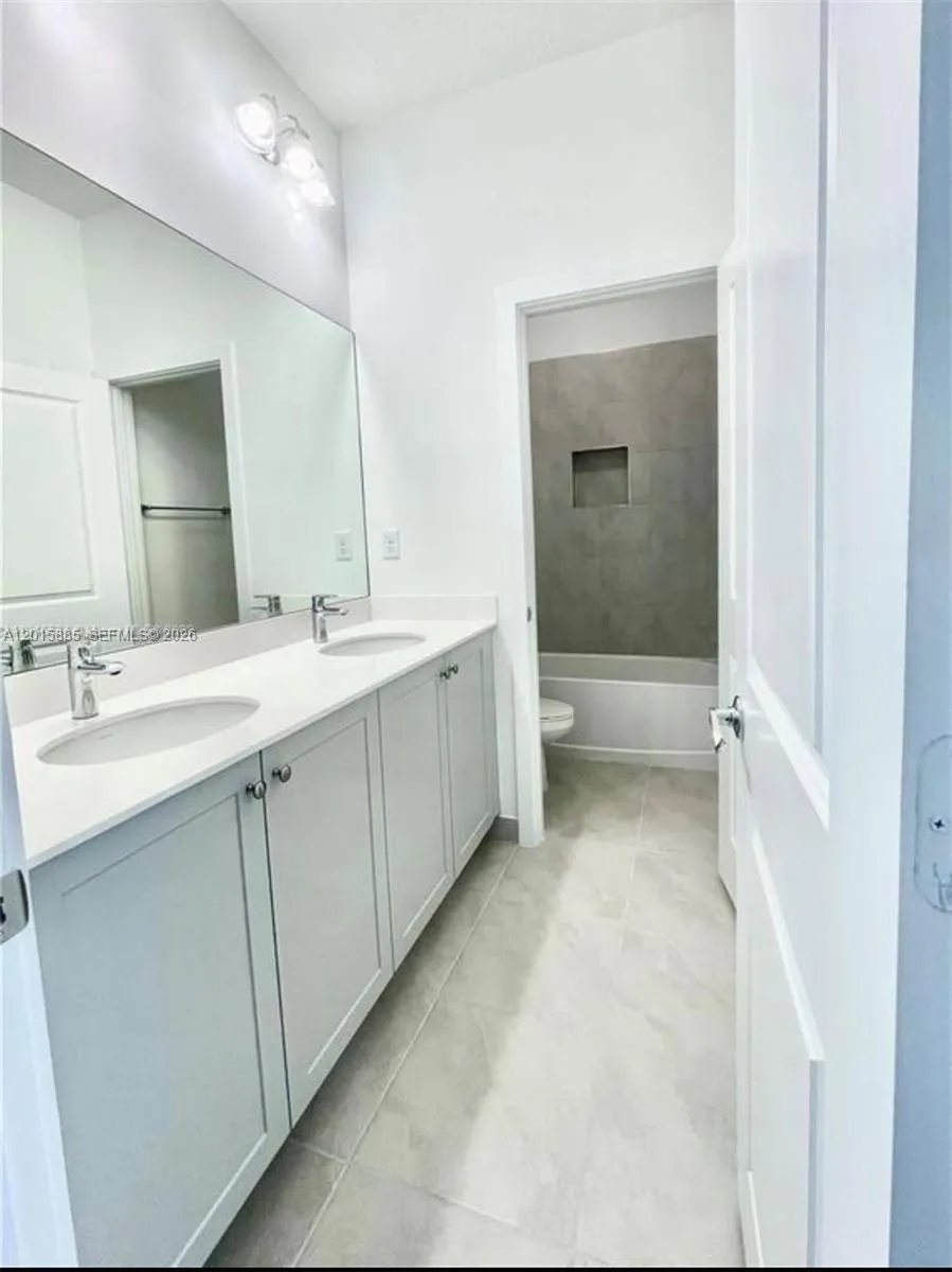 4982 Brigata Way Ave Maria, FL 34142
