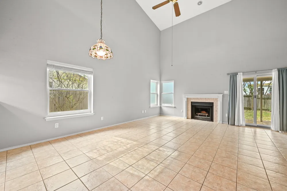 4009 Alexandria Drive Austin, TX 78749