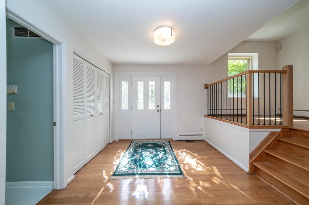 34150 Hunters Row Farmington Hills, MI 48331