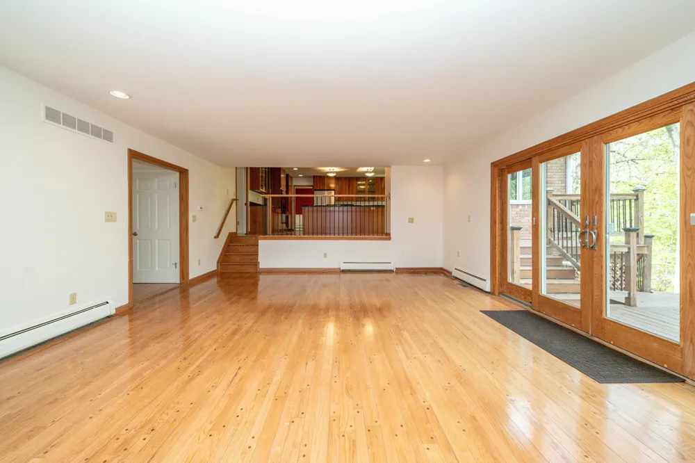 34150 Hunters Row Farmington Hills, MI 48331
