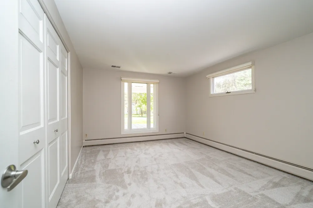 34150 Hunters Row Farmington Hills, MI 48331