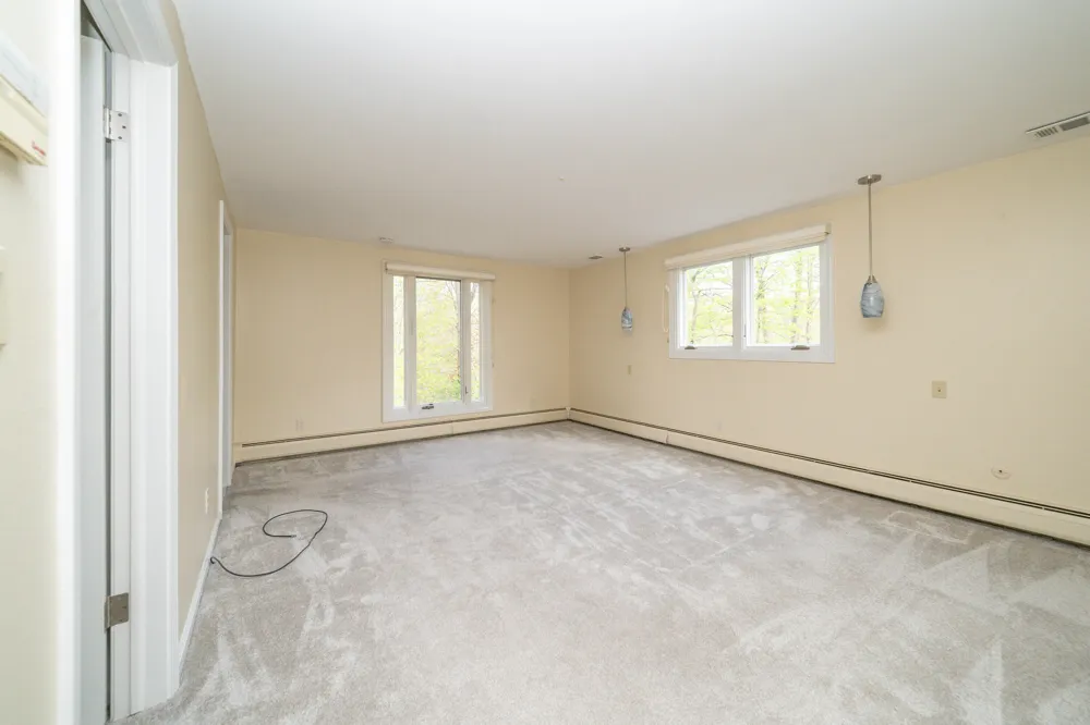 34150 Hunters Row Farmington Hills, MI 48331