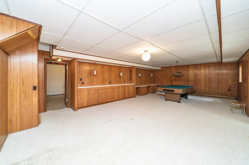 34150 Hunters Row Farmington Hills, MI 48331
