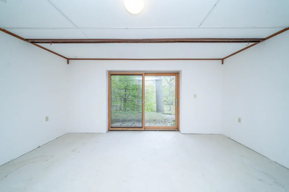 34150 Hunters Row Farmington Hills, MI 48331