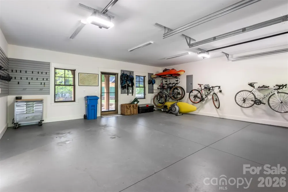 25 Rantis Lane Black Mountain, NC 28711