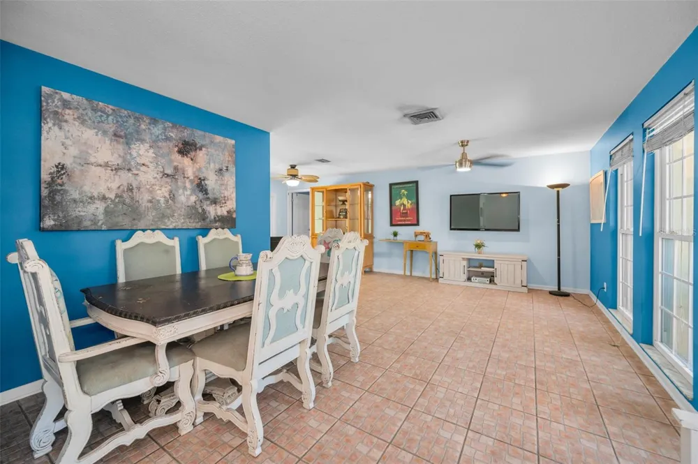520 SANDY HOOK ROAD Palm Harbor, FL 34683