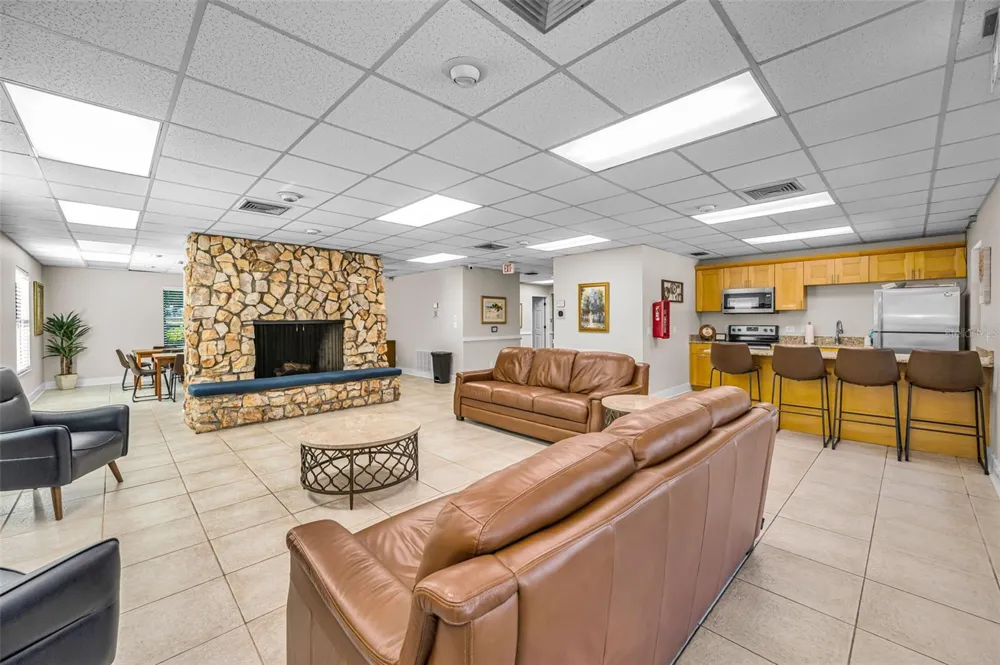520 SANDY HOOK ROAD Palm Harbor, FL 34683