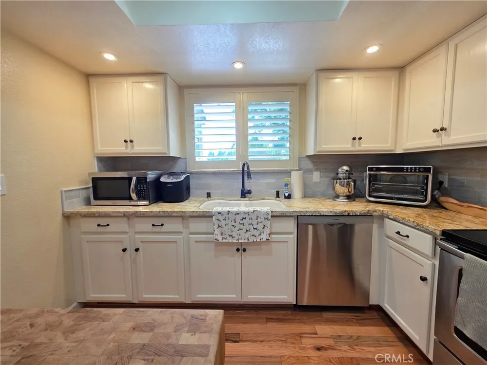 11 Alameda Park Chico, CA 95928
