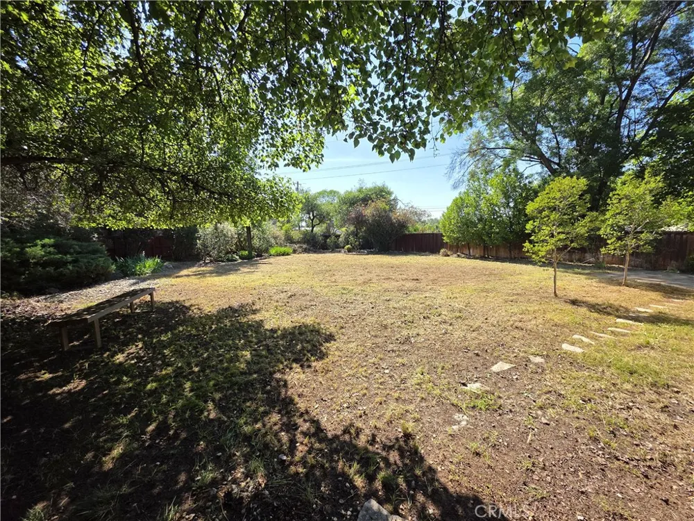 11 Alameda Park Chico, CA 95928