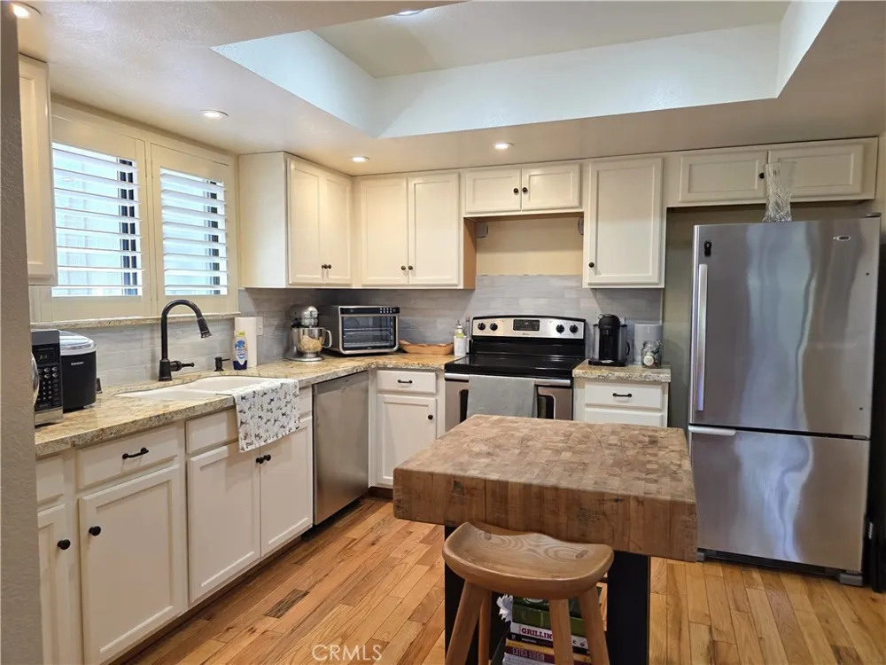 11 Alameda Park Chico, CA 95928