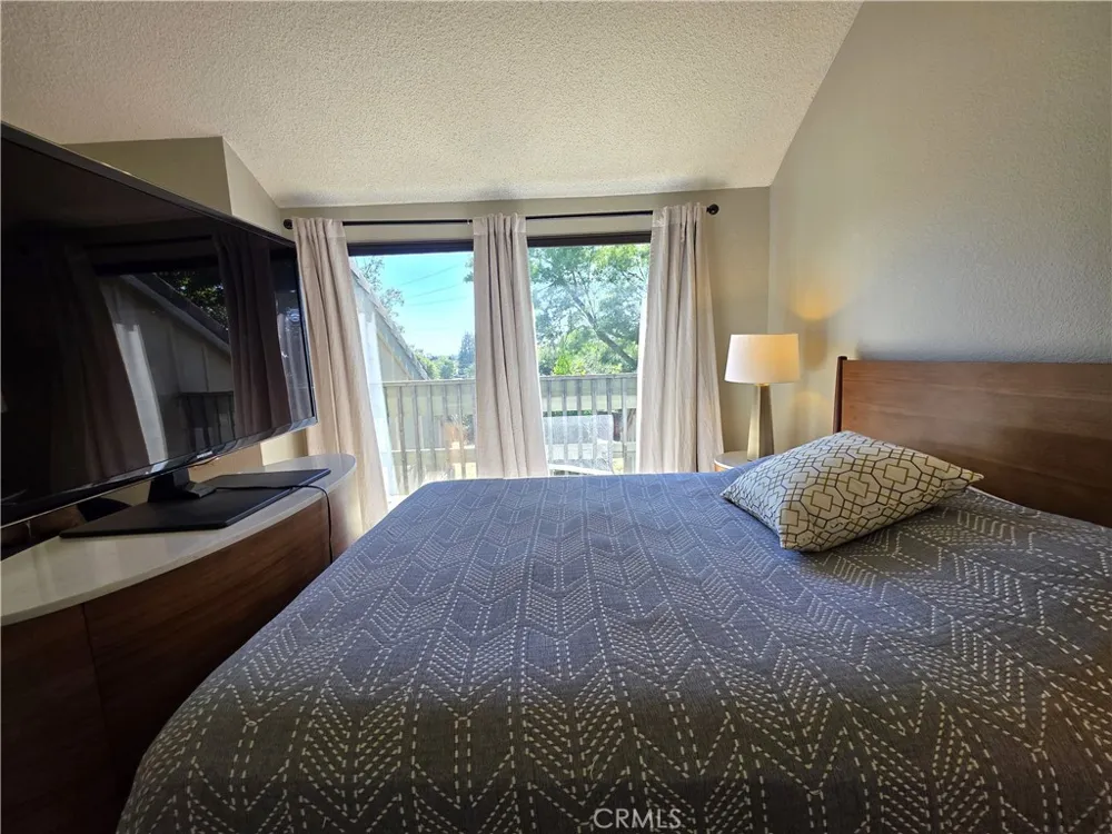 11 Alameda Park Chico, CA 95928