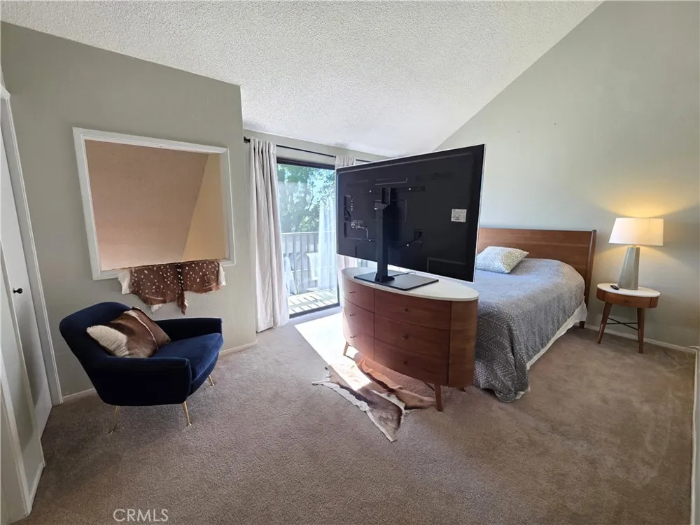 11 Alameda Park Chico, CA 95928