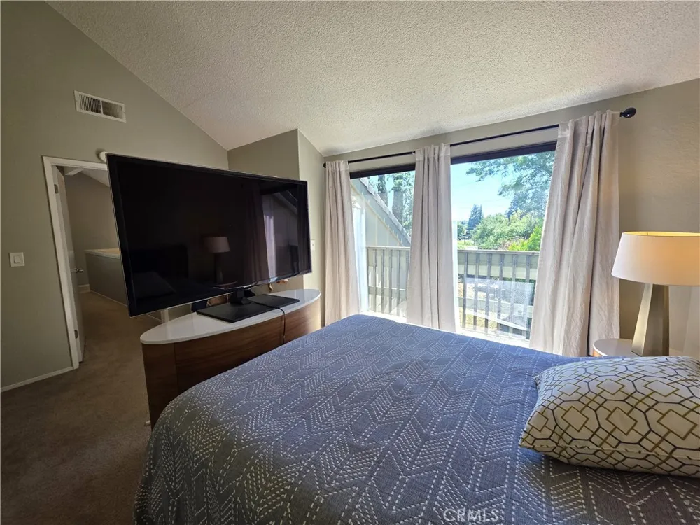 11 Alameda Park Chico, CA 95928