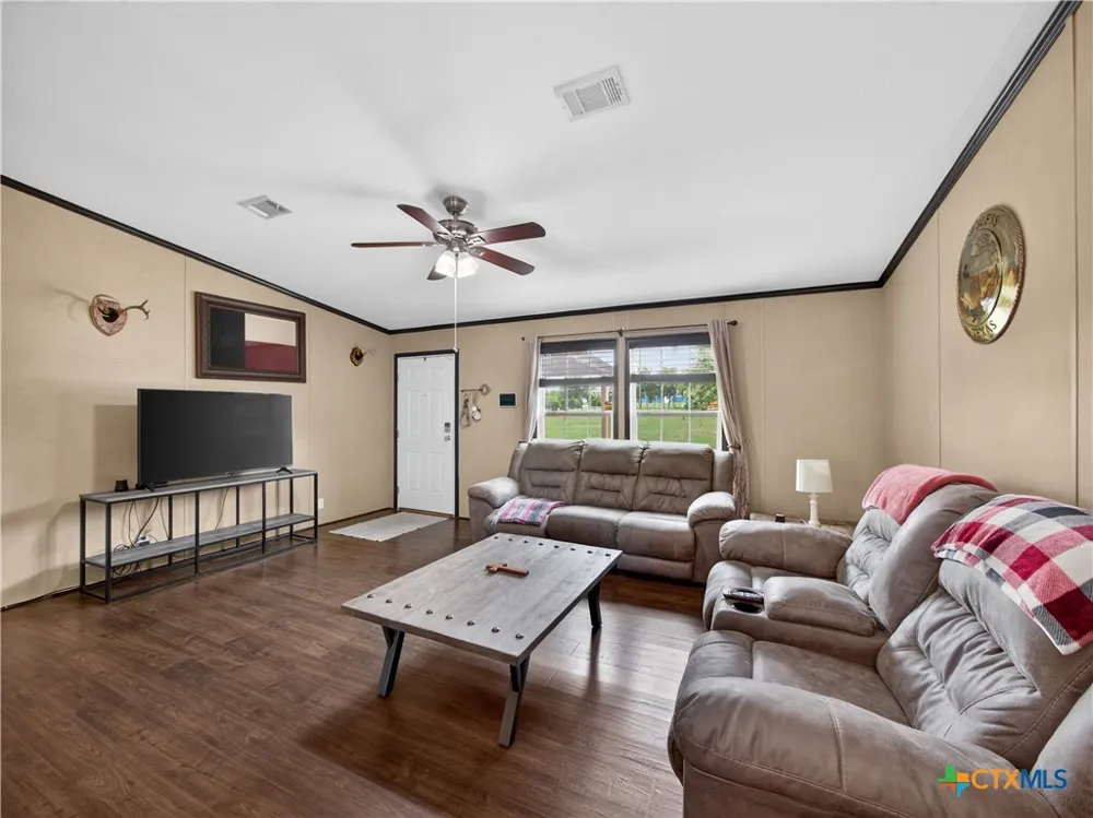 149 High Ridge Meadows Drive Gonzales, TX 78629