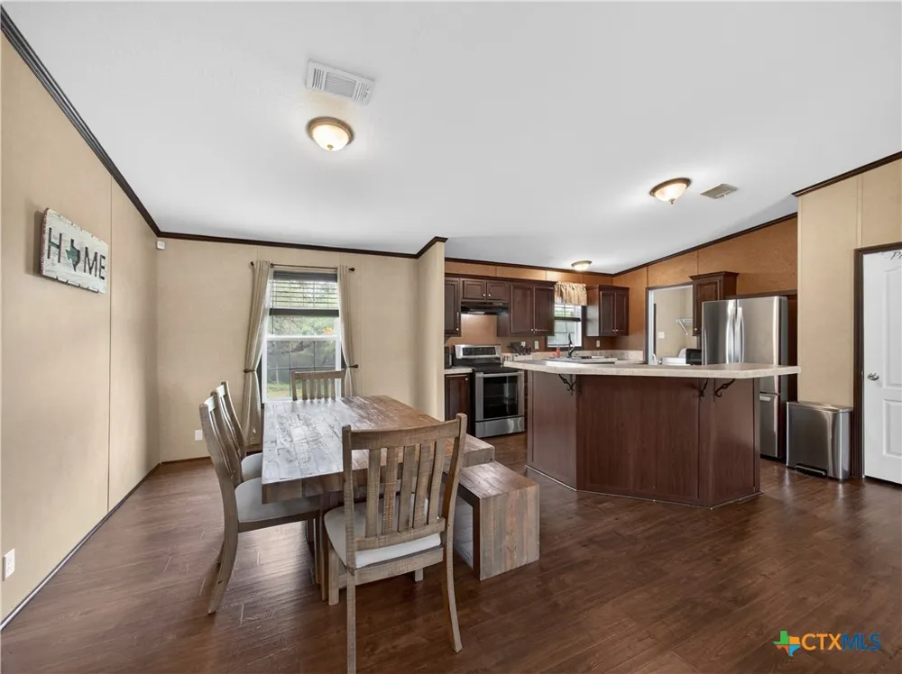 149 High Ridge Meadows Drive Gonzales, TX 78629