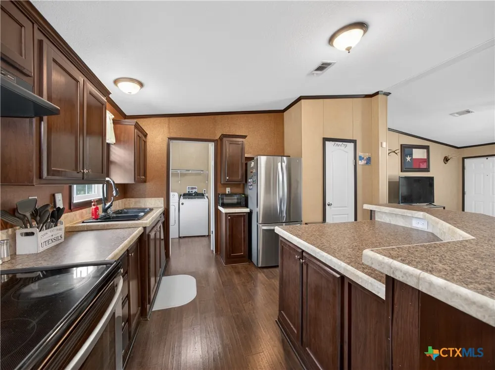 149 High Ridge Meadows Drive Gonzales, TX 78629