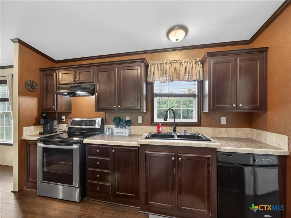 149 High Ridge Meadows Drive Gonzales, TX 78629