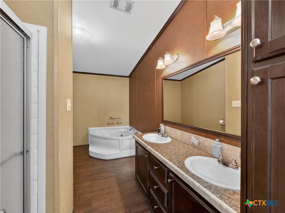 149 High Ridge Meadows Drive Gonzales, TX 78629