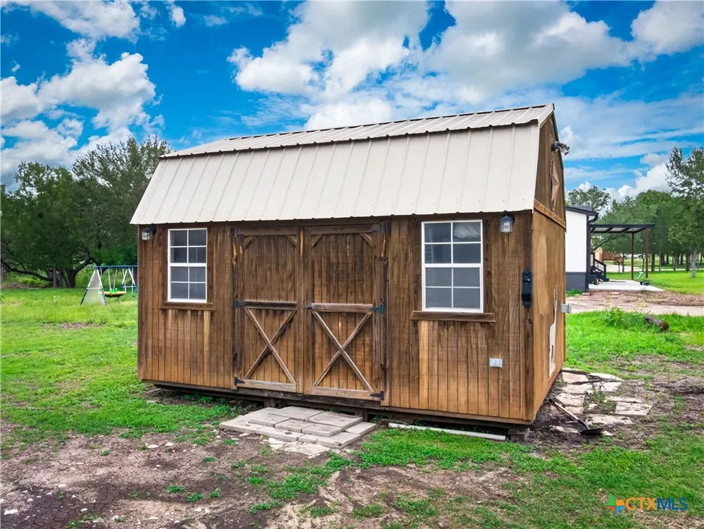 149 High Ridge Meadows Drive Gonzales, TX 78629